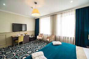 Mildom Hotel