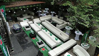 La Reserve Hotel