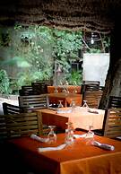 La Reserve Hotel