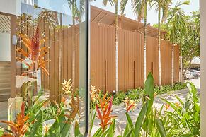 Talay Hotel & Villa