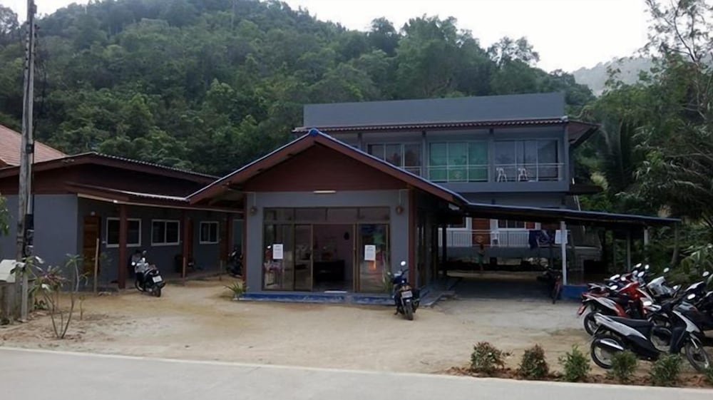 Maehaad Garden Inn