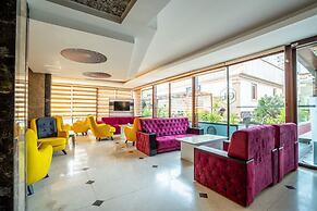 City Live Hotel