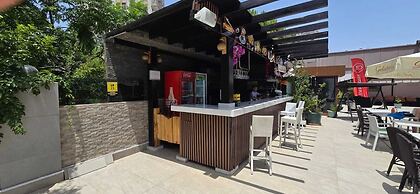 City Live Hotel