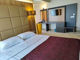 City Live Hotel
