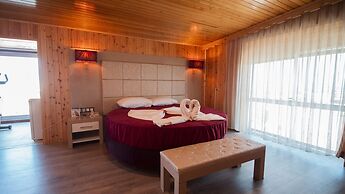 City Live Hotel