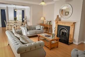 Wolseley Holiday Lodges