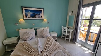 Nostos Beach