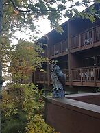 Westwind Inn on the Lake