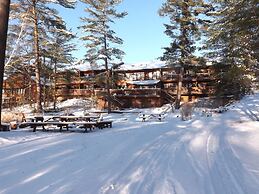 Westwind Inn on the Lake