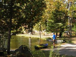 Westwind Inn on the Lake