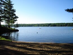 Westwind Inn on the Lake