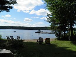 Westwind Inn on the Lake