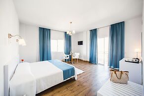 Mikes Kanarium Hotel