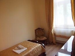 Lira Apartments