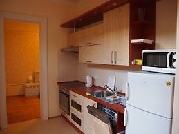 Lira Apartments