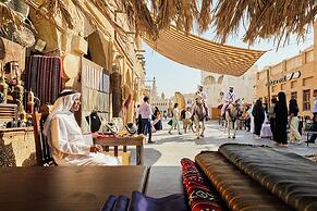 Best Plaza West Bay