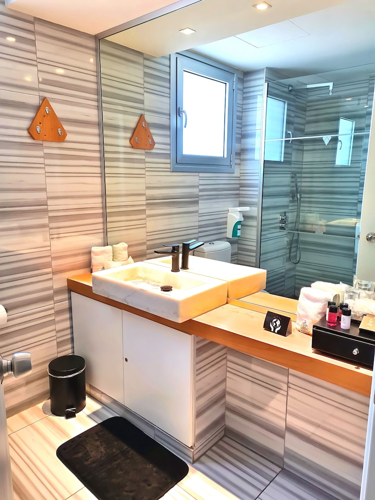 The Ciao Stelio Deluxe Hotel - Adults Only