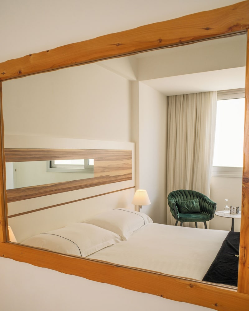 The Ciao Stelio Deluxe Hotel - Adults Only