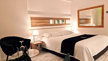 The Ciao Stelio Deluxe Hotel - Adults Only
