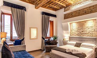 Tritone Top House
