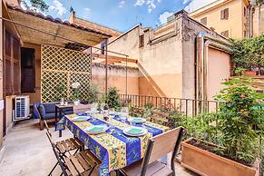 Tritone Top House