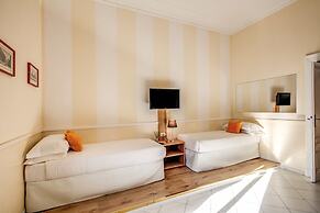 Tritone Top House