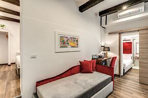 Tritone Top House