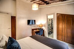 Tritone Top House