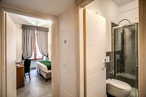 Tritone Top House