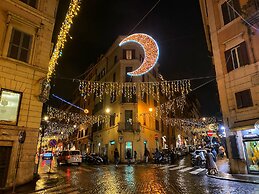 Tritone Top House
