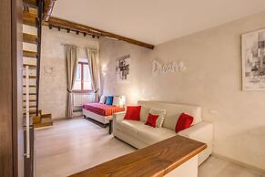 Tritone Top House