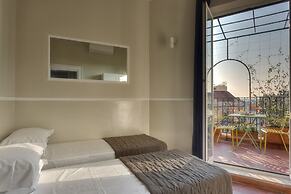 Tritone Top House