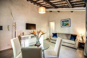 Tritone Top House