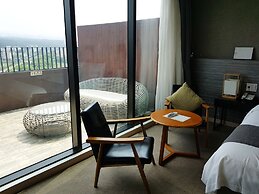 I-Jin Hotel