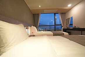 I-Jin Hotel