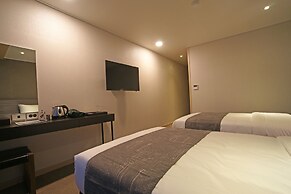 I-Jin Hotel