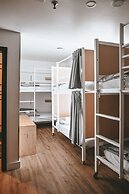 Auberge Saintlo Montréal  - Hostel
