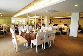 Kings Green Hotel