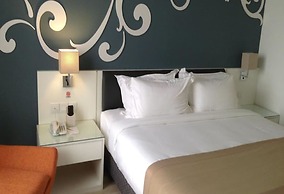 Kings Green Hotel