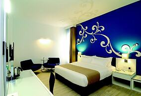 Kings Green Hotel