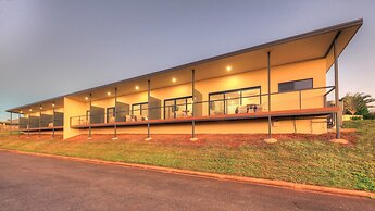 Atherton Motel