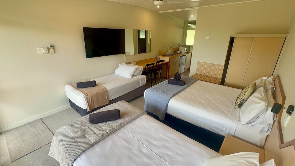 Atherton Motel