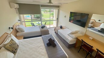 Atherton Motel