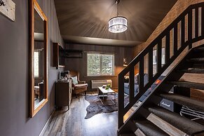 Creekside Villa