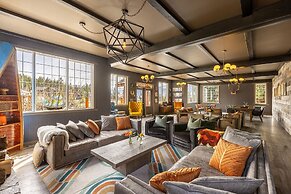 Creekside Villa