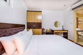 Tu Sakura Hotel