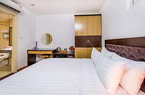 Tu Sakura Hotel