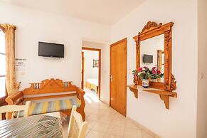 Arhontiko Hotel