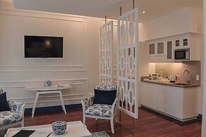 Parc Royale Suites Hotel