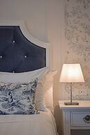 Parc Royale Suites Hotel